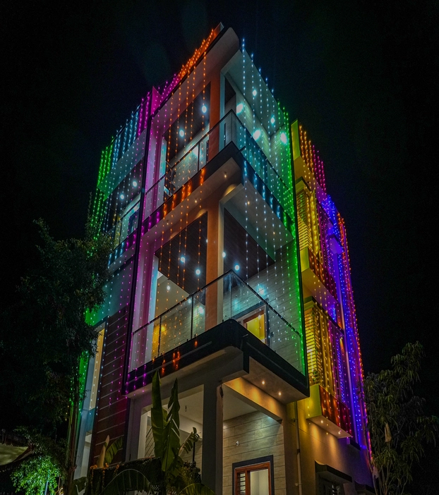 House Warming Portfolio 4